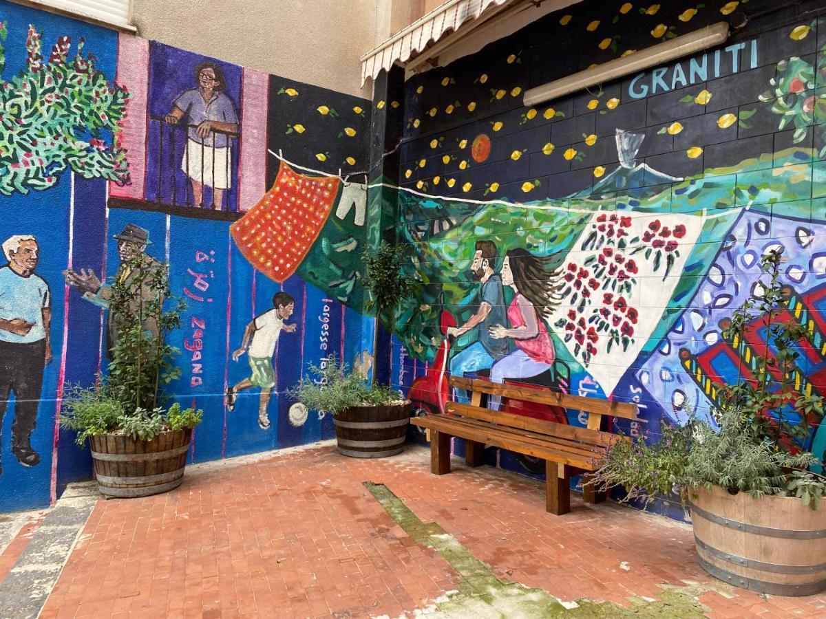 "The Gole Of Alcantara Living In The Dream'S Room" Graniti Buitenkant foto